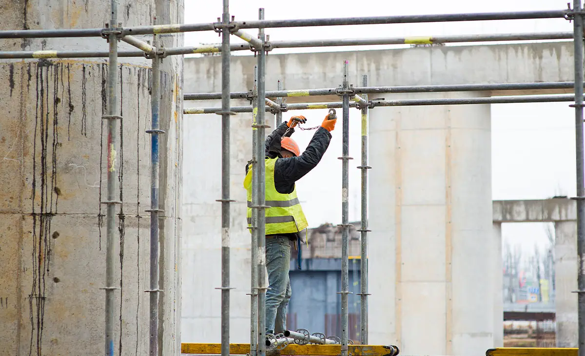 Iznajmljivanje skele Skela Max | Prednosti iznajmljivanja skela umesto kupovine